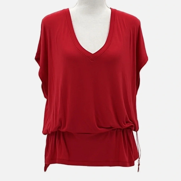 Cabi Formal Tee in Cherry Style 6129 Spring 2022 - NEW - Size Medium - Picture 2 of 10